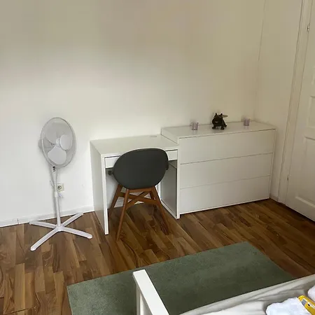 Location Centrum Near Hauptbahnhof, Bismarckplatz, Schloss 아파트 *