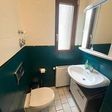 Location Centrum Near Hauptbahnhof, Bismarckplatz, Schloss 아파트 *