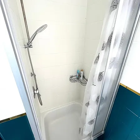 Apartment Location Centrum Near Hauptbahnhof, Bismarckplatz, Schloss